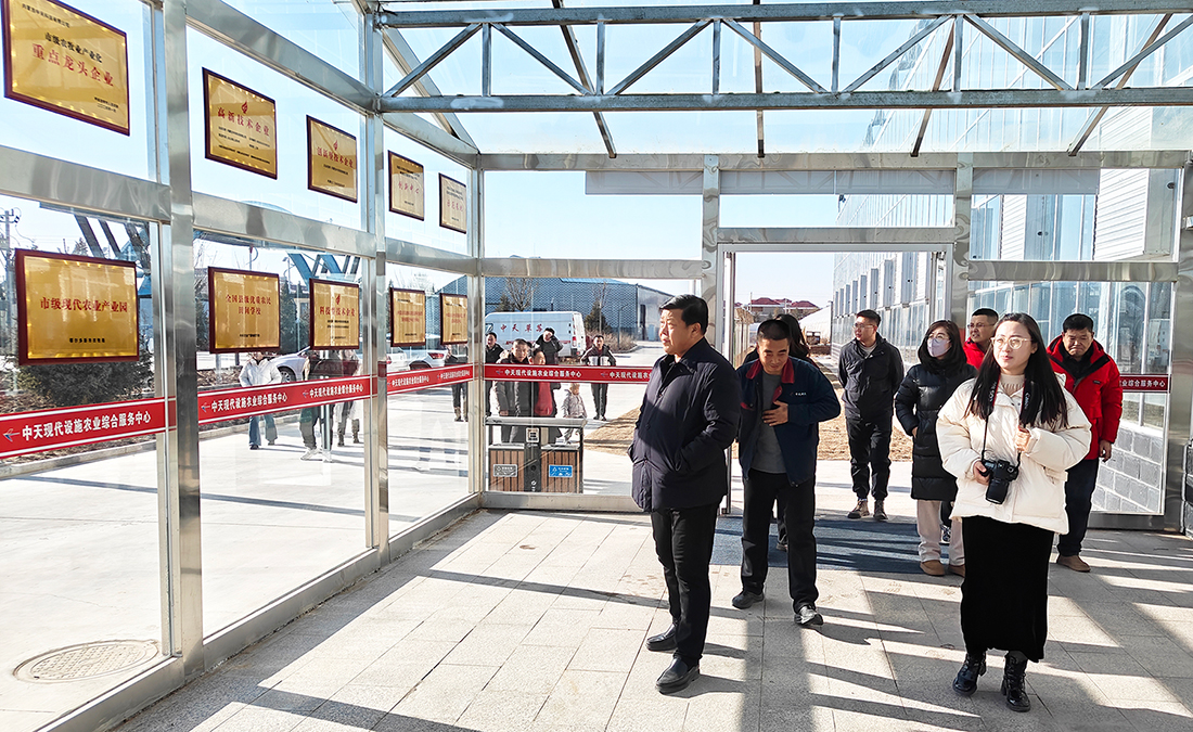 b0122113cd0694048bc874730222c0c切.jpg b0122113cd0694048bc874730222c0c切.jpg